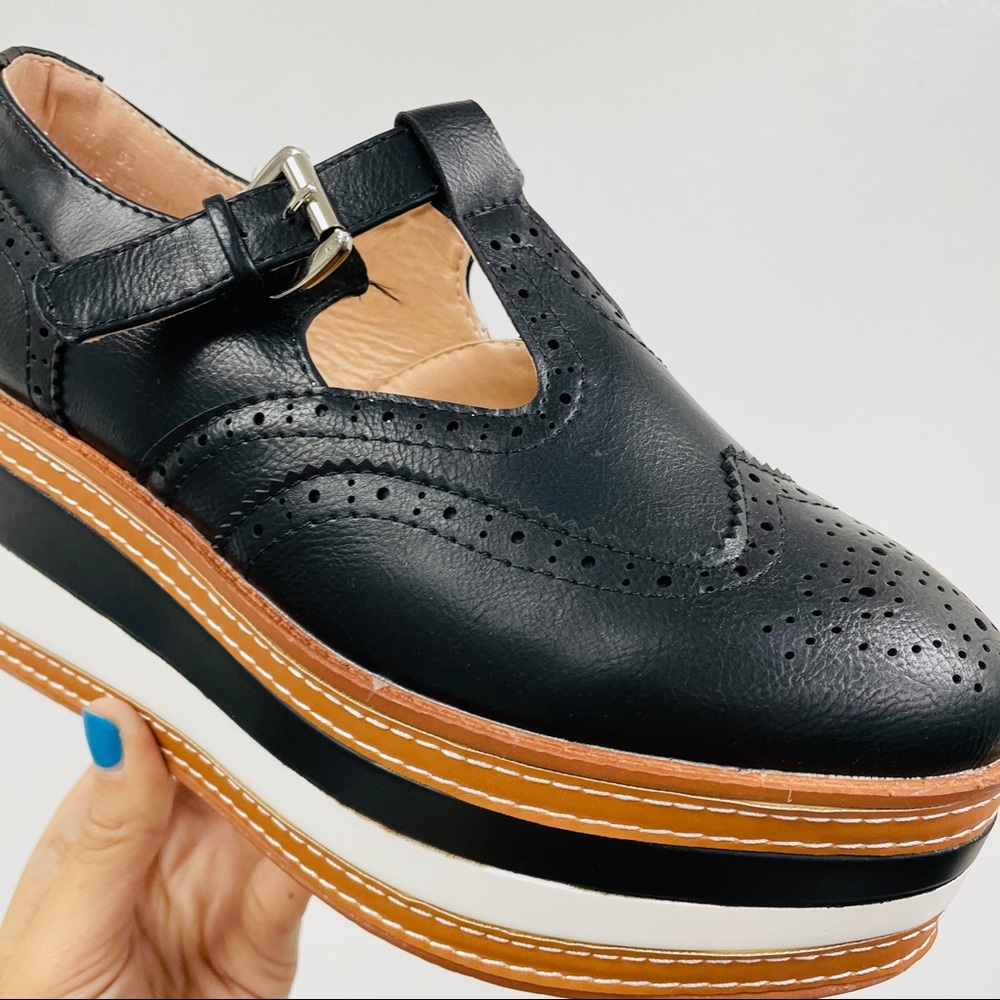 Black striped platform sneaker - Picture 2 of 6